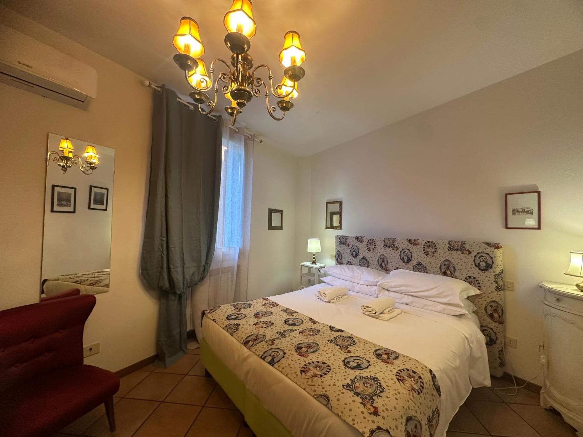Bohemien Pop Casa Vacanze Aparthotel โบโลญญา ภายนอก รูปภาพ